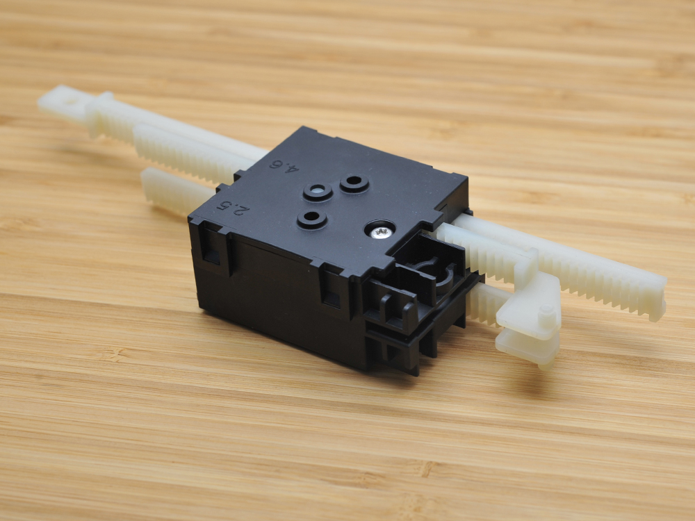 Á캽·Å´ó»ú¹¹³ÝÂÖÏä